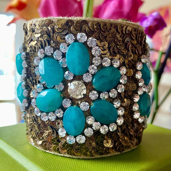 Turquoise cuff bracelet - Picture 7 of 7